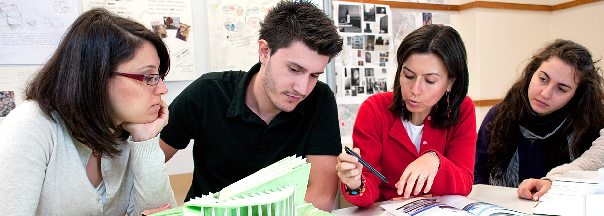 Students and an instructor who work on a topic.