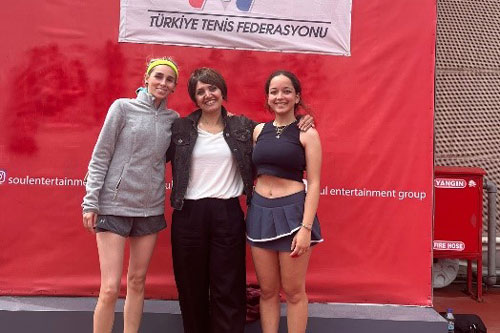 İKÜ Tenis Takımı