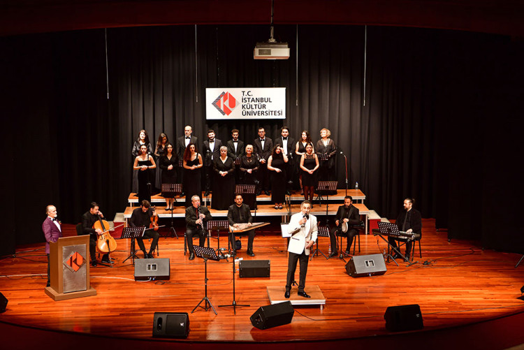 İKÜ Türk Sanat Müziği Korosu “Gönülden Gönüle” Konseri