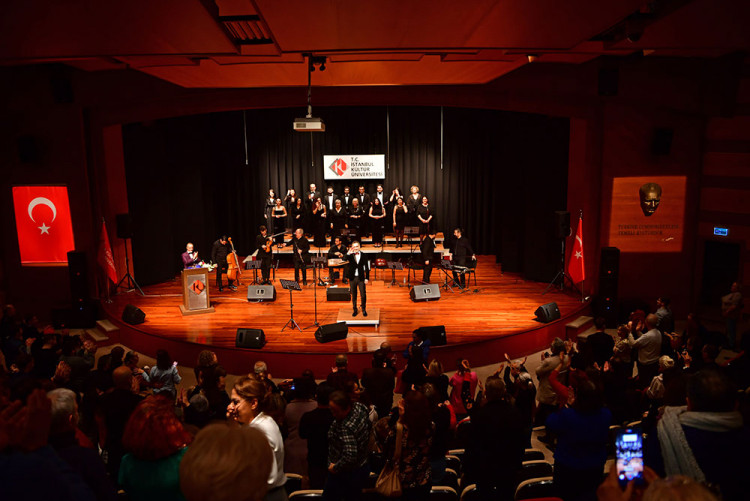 İKÜ Türk Sanat Müziği Korosu “Gönülden Gönüle” Konseri